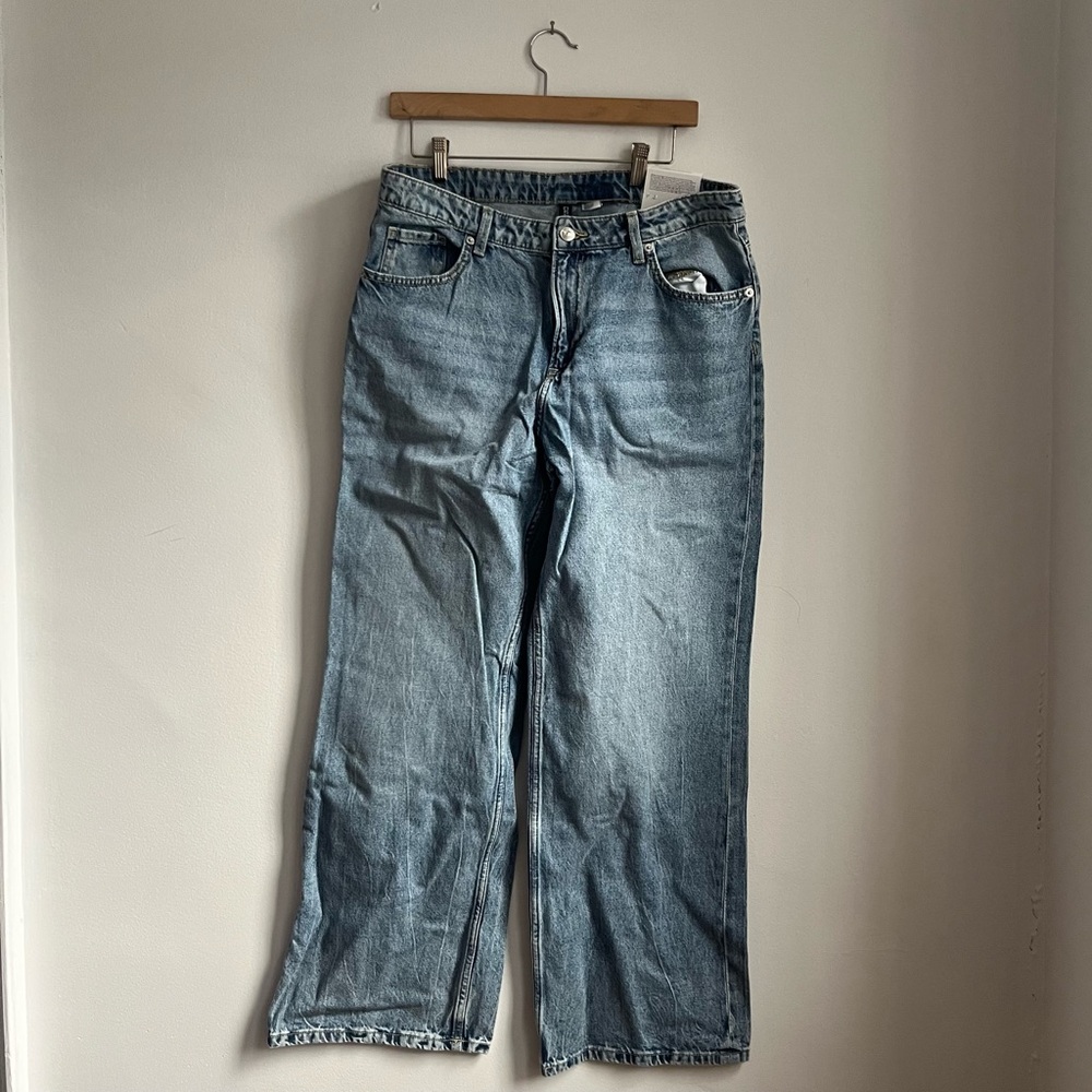 NWT H&M straight leg jeans